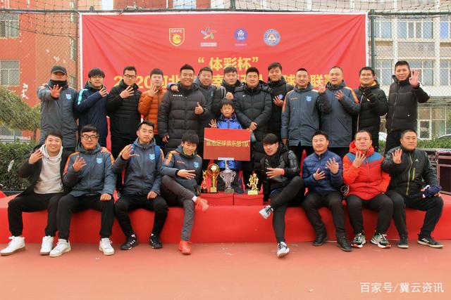 戴维斯期待与特雷-杨组成强大进攻组合